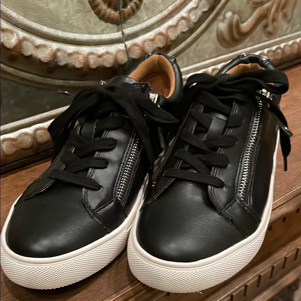 Steve Madden Black Sneakers with White Soles